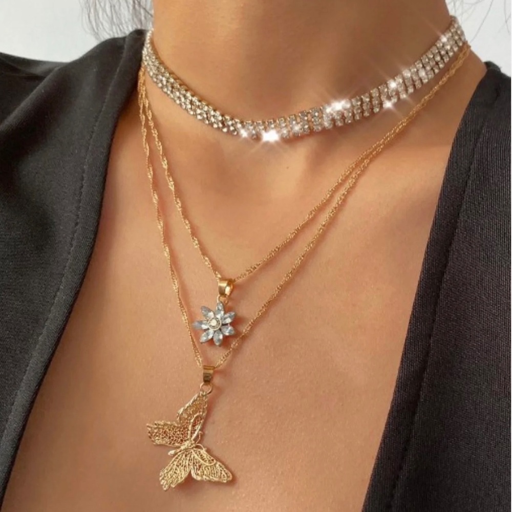 BUTTERFLY PASSION NECKLACE
